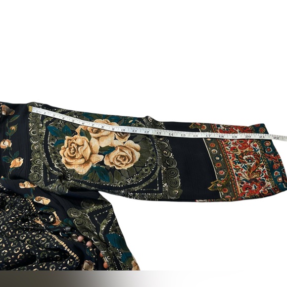 Carole Little Floral Patterned Long Sleeve Tunic - Picture 9 of 9